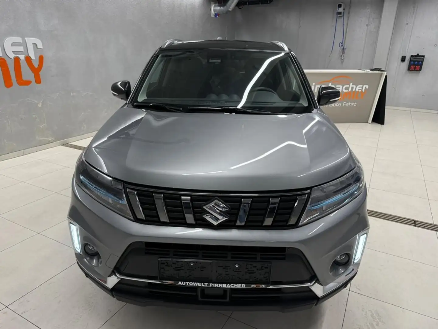 Suzuki S-Cross VITARA 1.4 HYBRID ALLGRIP flash Schwarz - 2