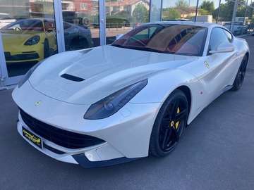 F12 Berlinetta Berlinetta 6.3 dct Bianco Perla Carbon