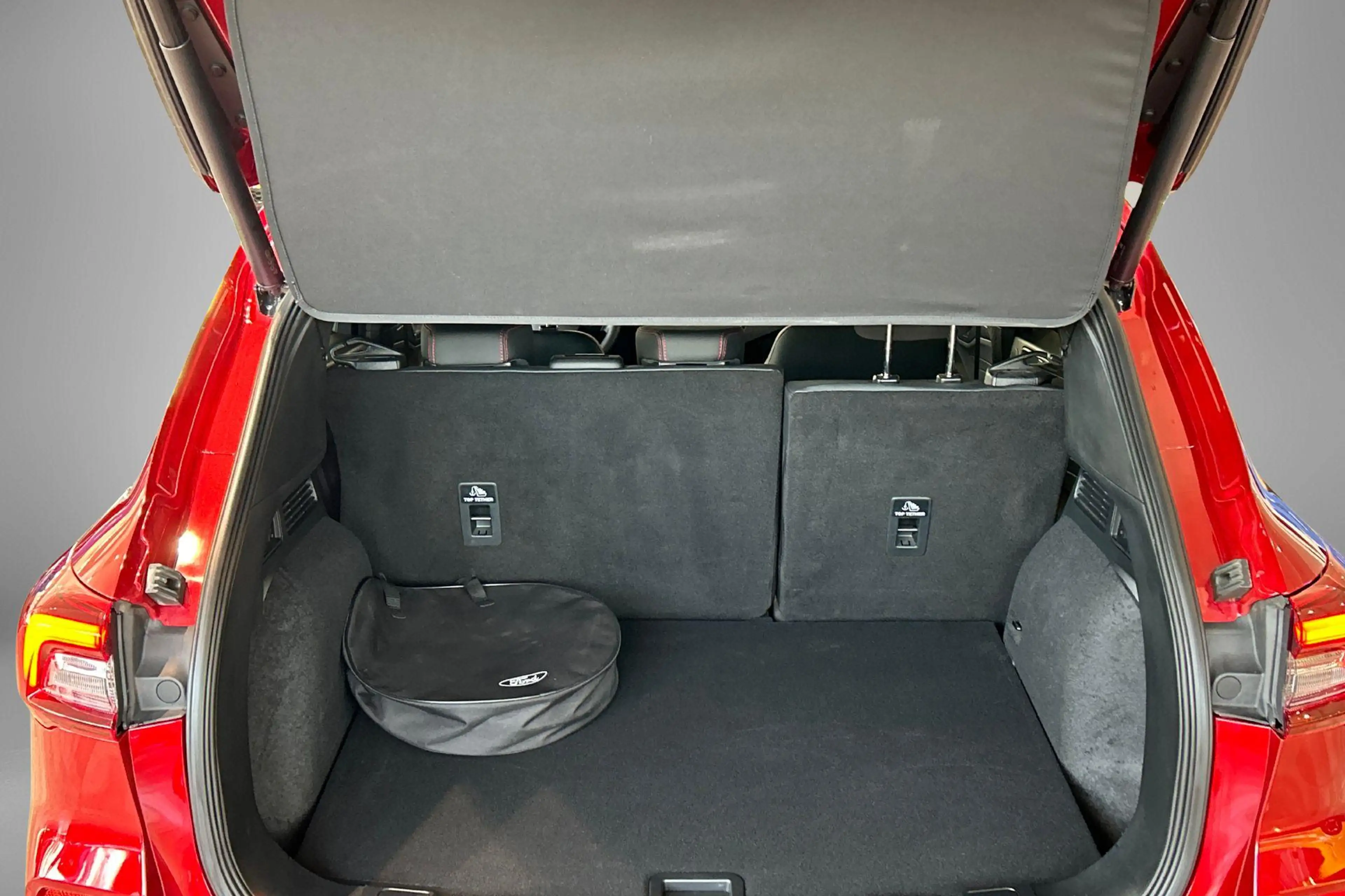 Ford Kuga 2.5 PHEV ST-Line X | Driver Assistance | Winter Pa — photo 13