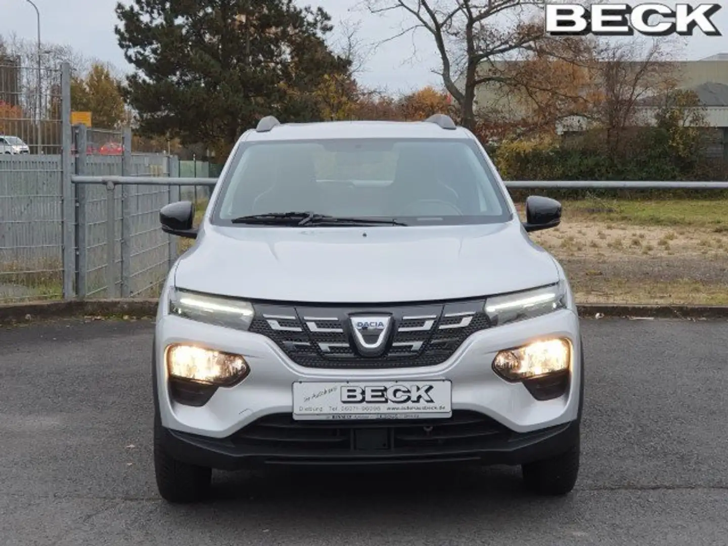 Dacia Spring Comfort Plus | Allwetter,Klima,Navi,PDC,Licht+Rege Silber - 2