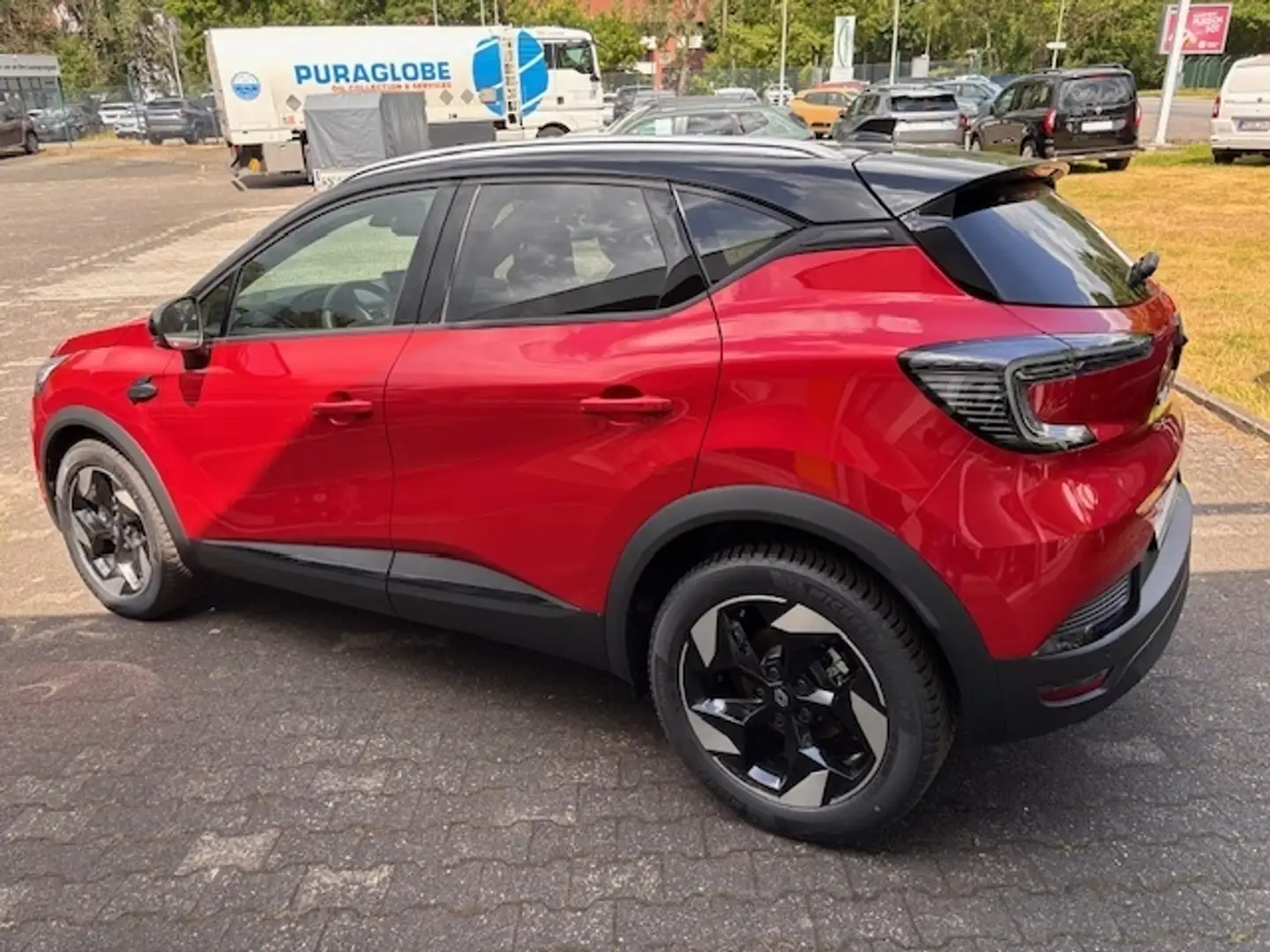 Renault Captur Techno Mild Hybrid 160 EDC Rot - 2