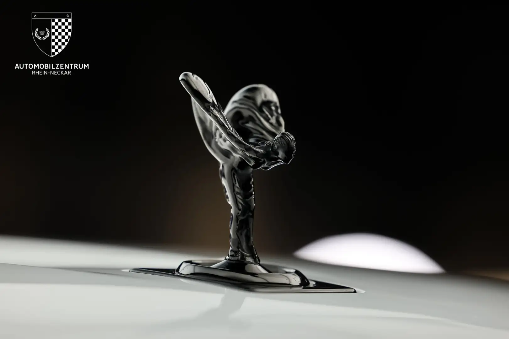 Rolls-Royce Cullinan Cullinan Black Badge Starburst/RearSeat/Bespoke Weiß - 2