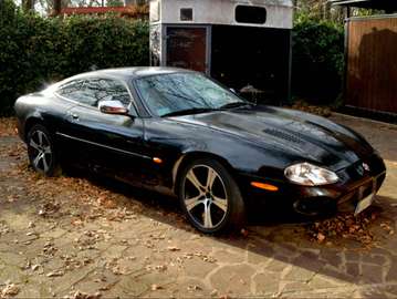 XKR Coupe 4.0