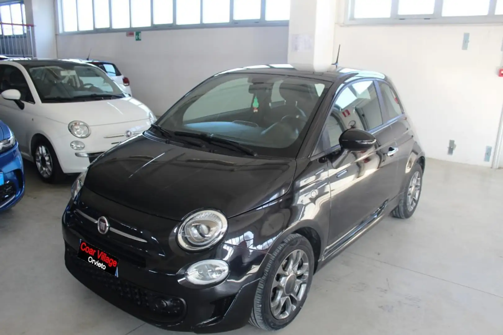 Fiat 500 1.0 Hybrid Connect Nero - 1