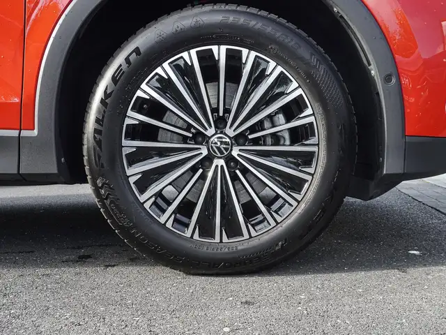 Volkswagen Tiguan view 7