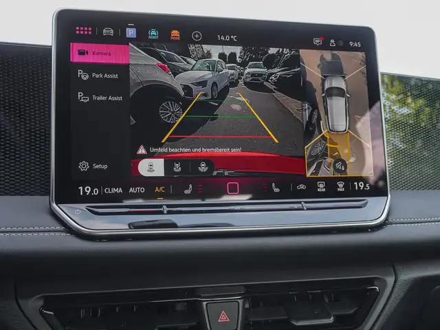Volkswagen Tiguan view 13