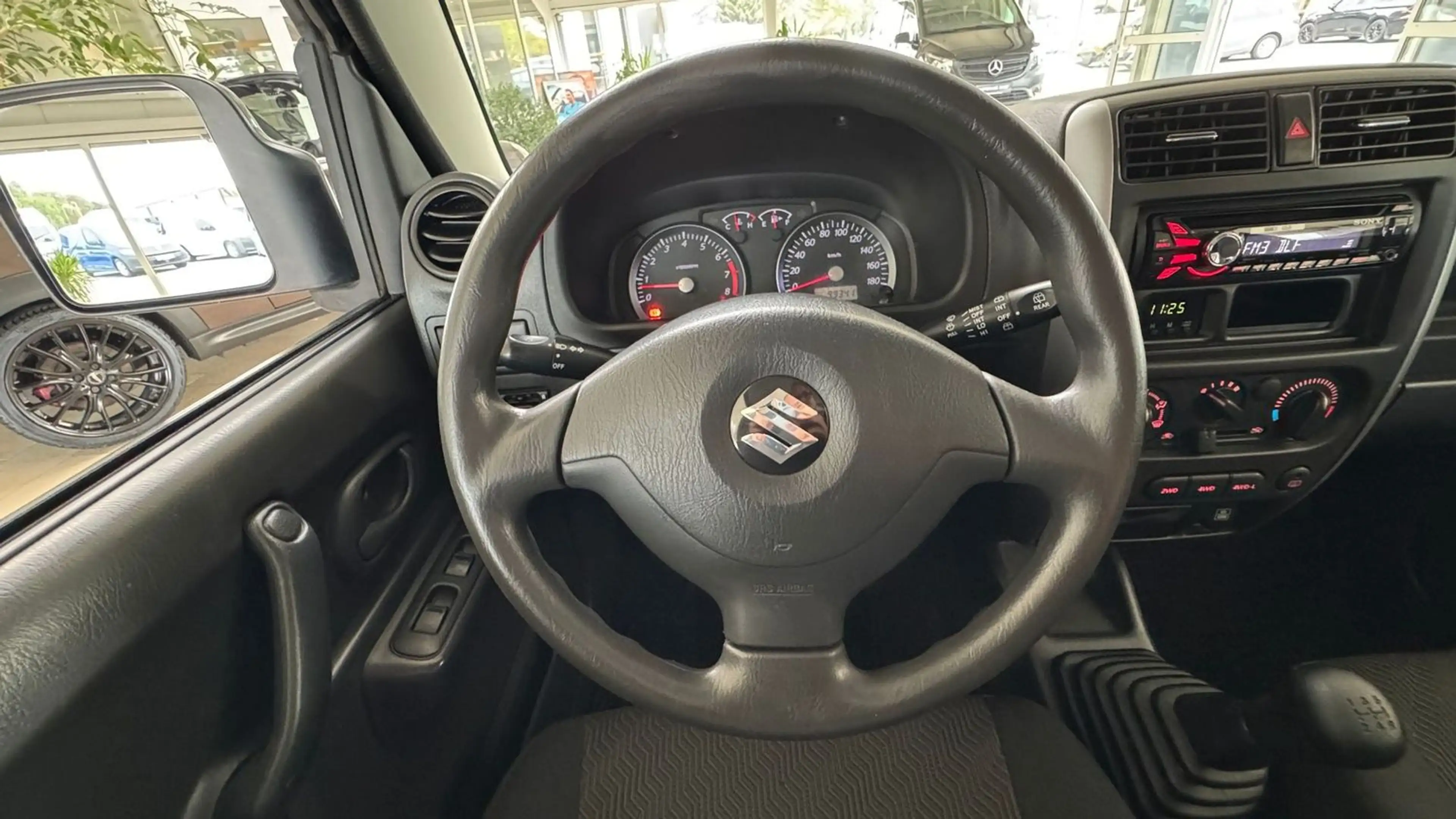 Suzuki Jimny 4x4 Ranger 1.Hand AHK — photo 14