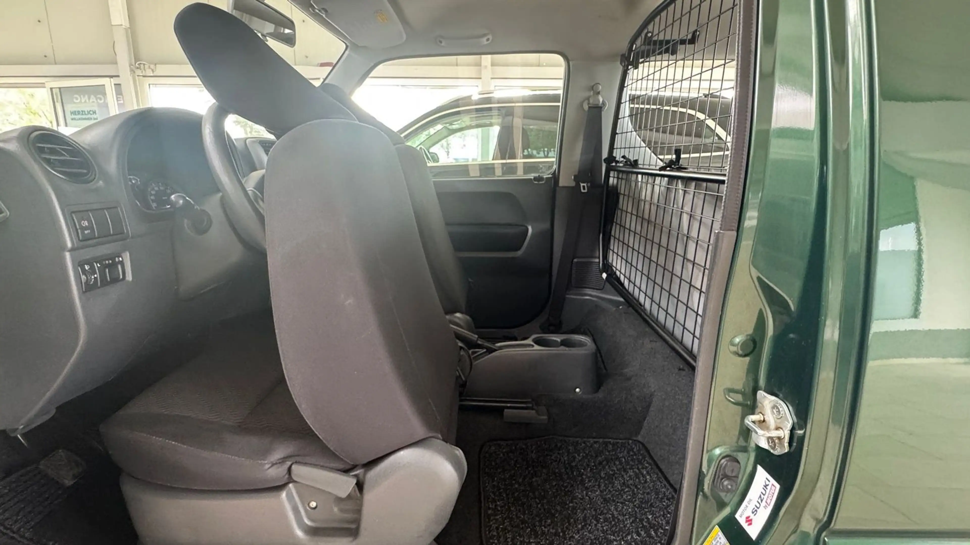Suzuki Jimny 4x4 Ranger 1.Hand AHK — photo 12