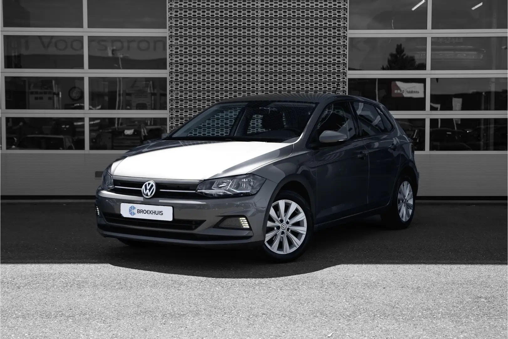 Volkswagen Polo 1.0 TSI Comfortline Clima | Navi | Apple CarPlay | Grijs - 1