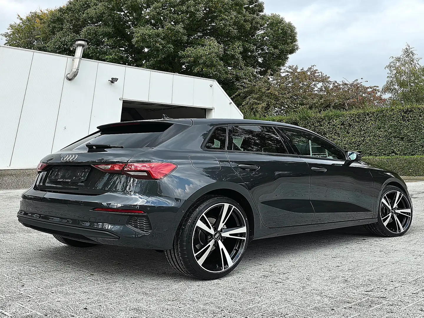 Audi A3 A3 35 TDI Sportback S tronic-Leder-LED-Privacy Grijs - 2