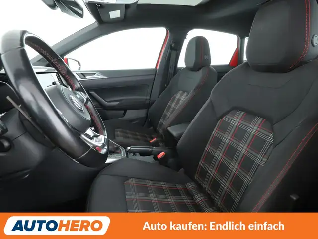 Volkswagen Polo view 10
