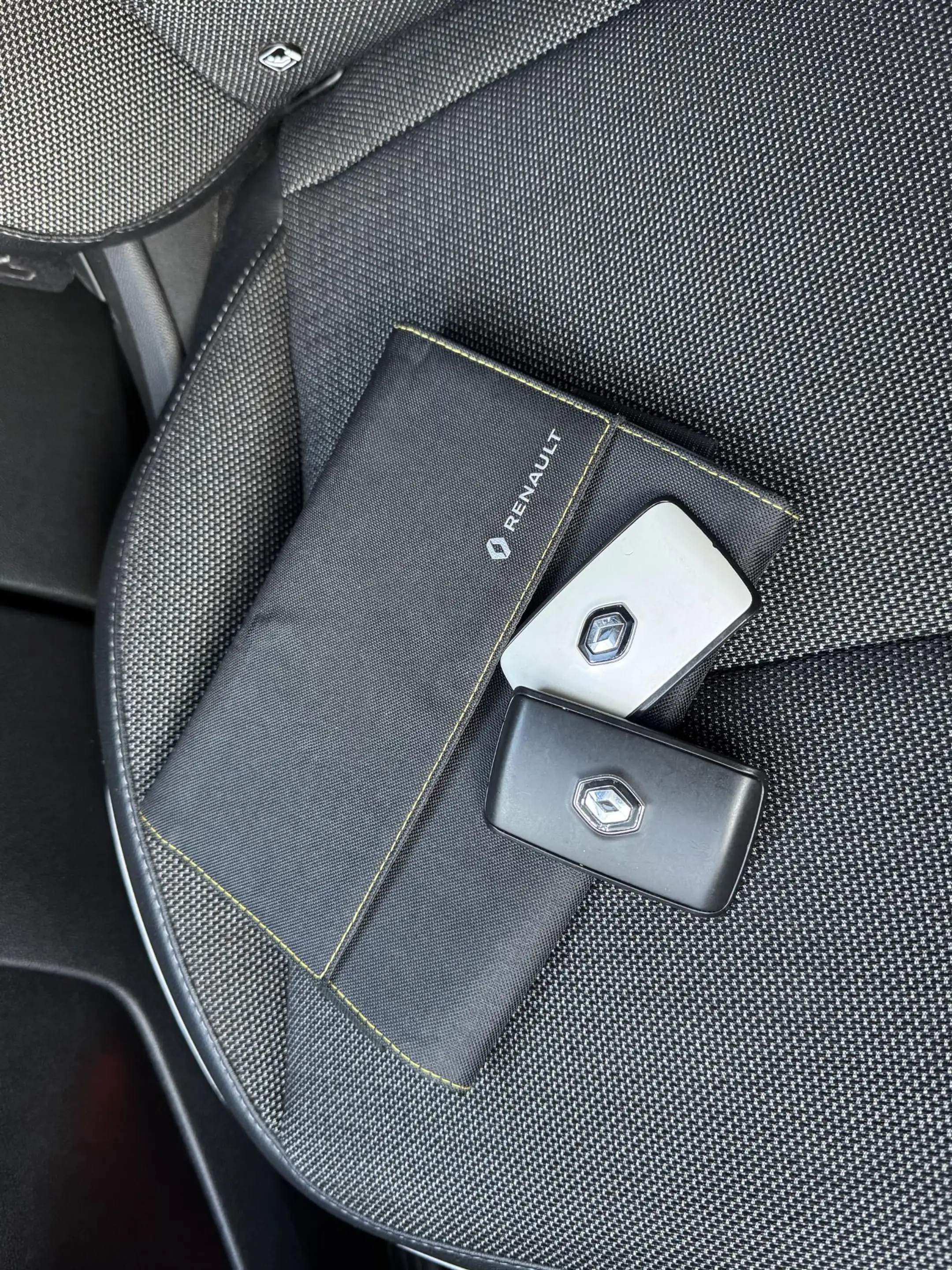 Renault Captur 1.3 TCe 140 Intens | NAP | Trekhaak | Achteruitrij — photo 24