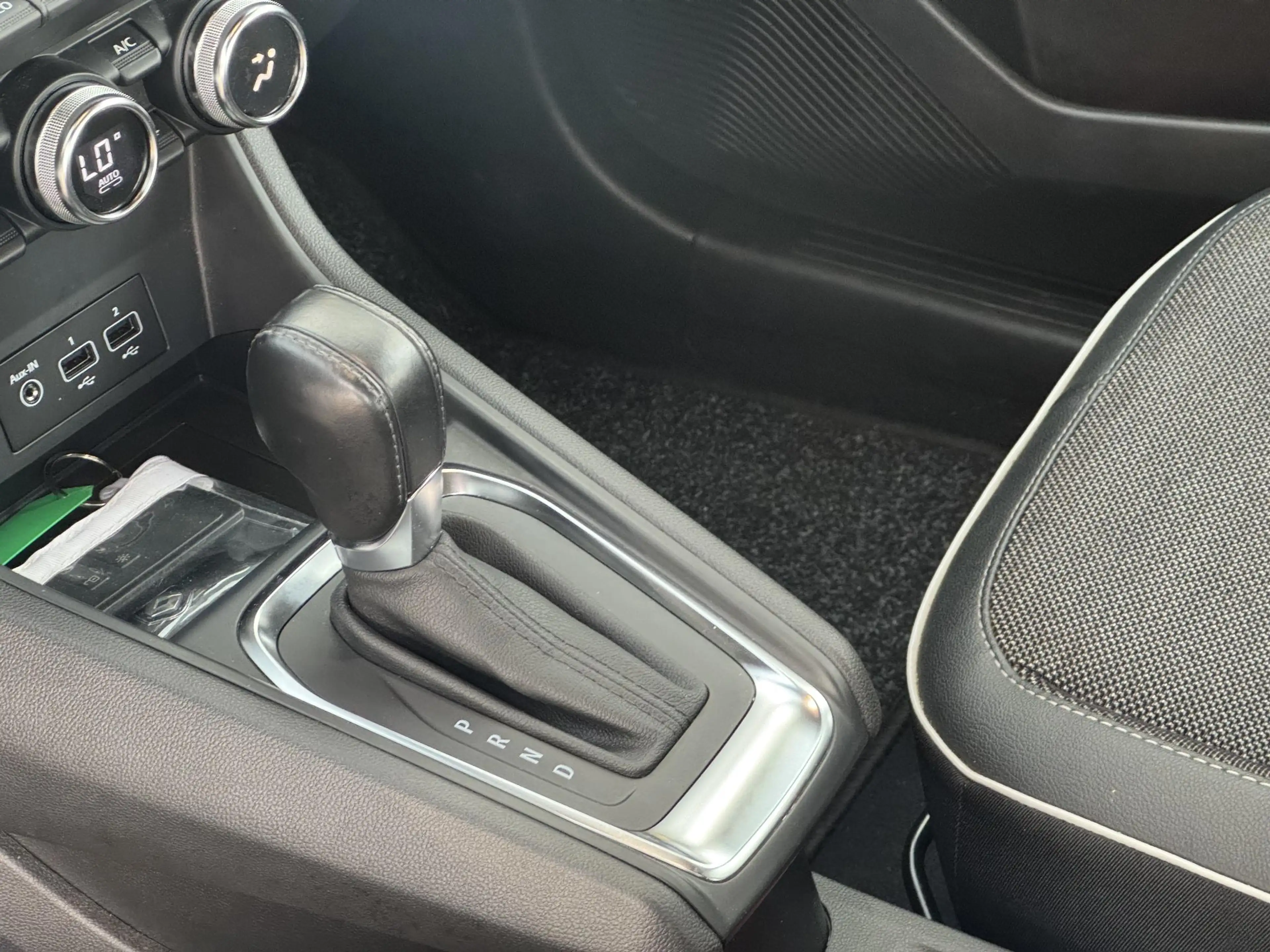 Renault Captur 1.3 TCe 140 Intens | NAP | Trekhaak | Achteruitrij — photo 6
