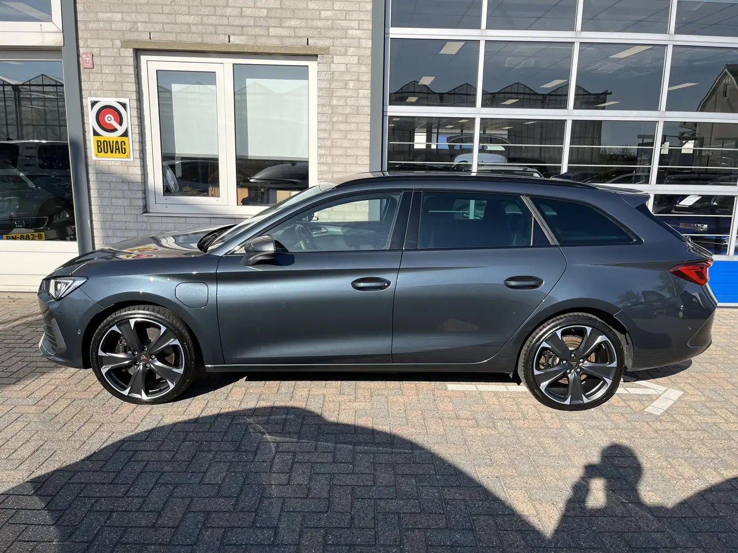 CUPRA Leon Sportstourer 1.4 e-Hybrid VZ Performance / AUTOMAA Grijs - 2
