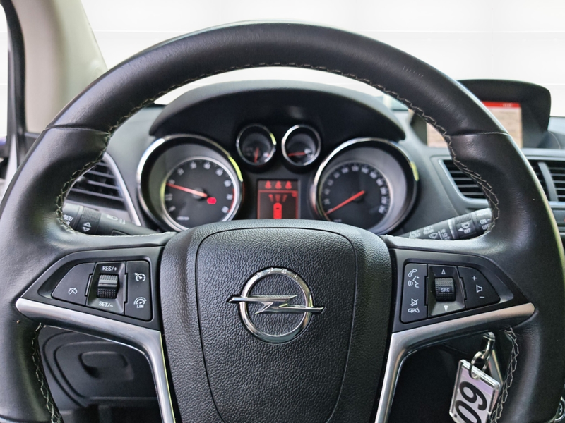 Opel Mokka 1.6 Edition ecoFlex +Klima +Navi +Bluetooth — photo 11
