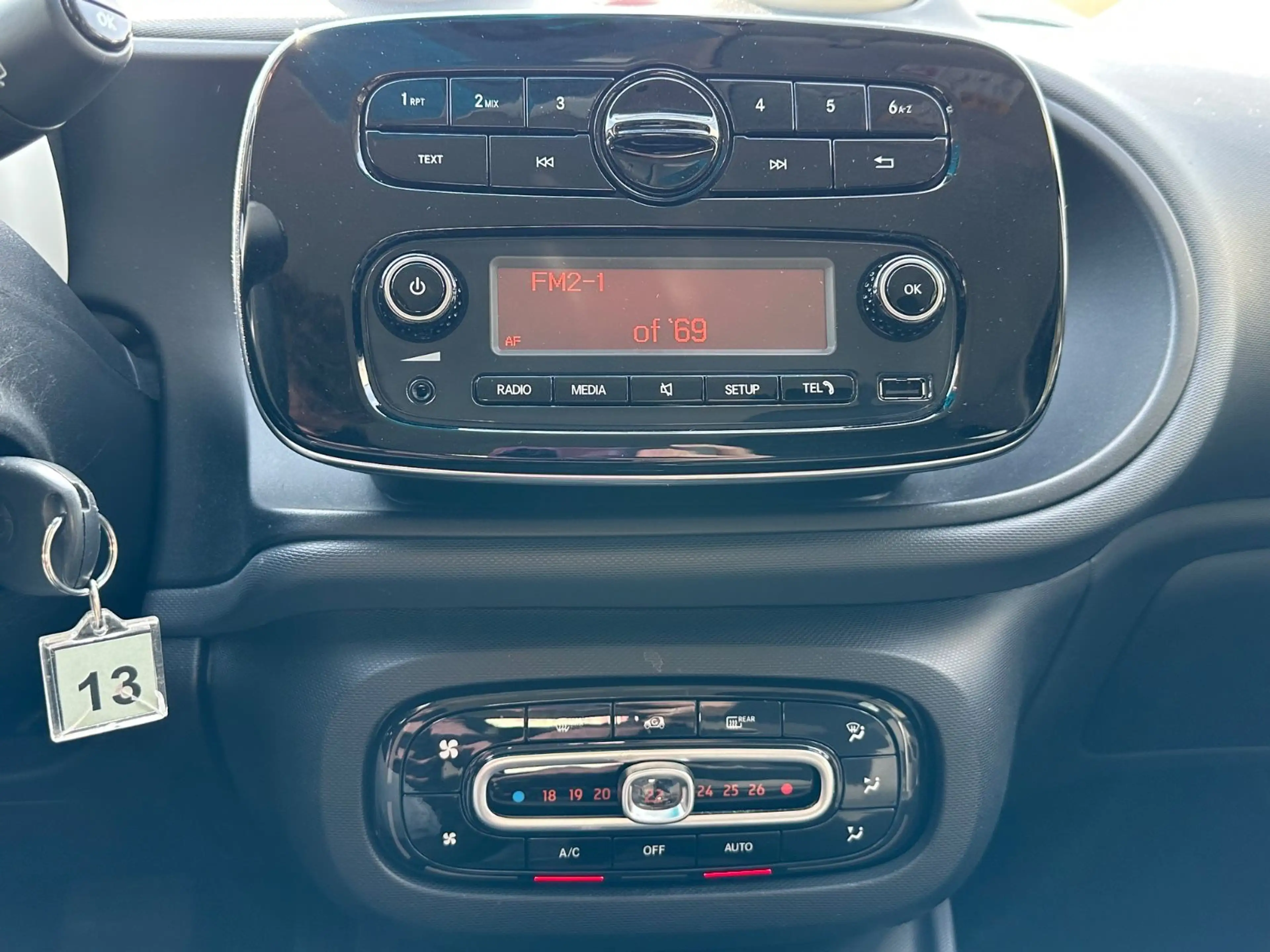 smart forFour forfour 1.0 Basis S/S +SHZ+BT+Allwetter — photo 15