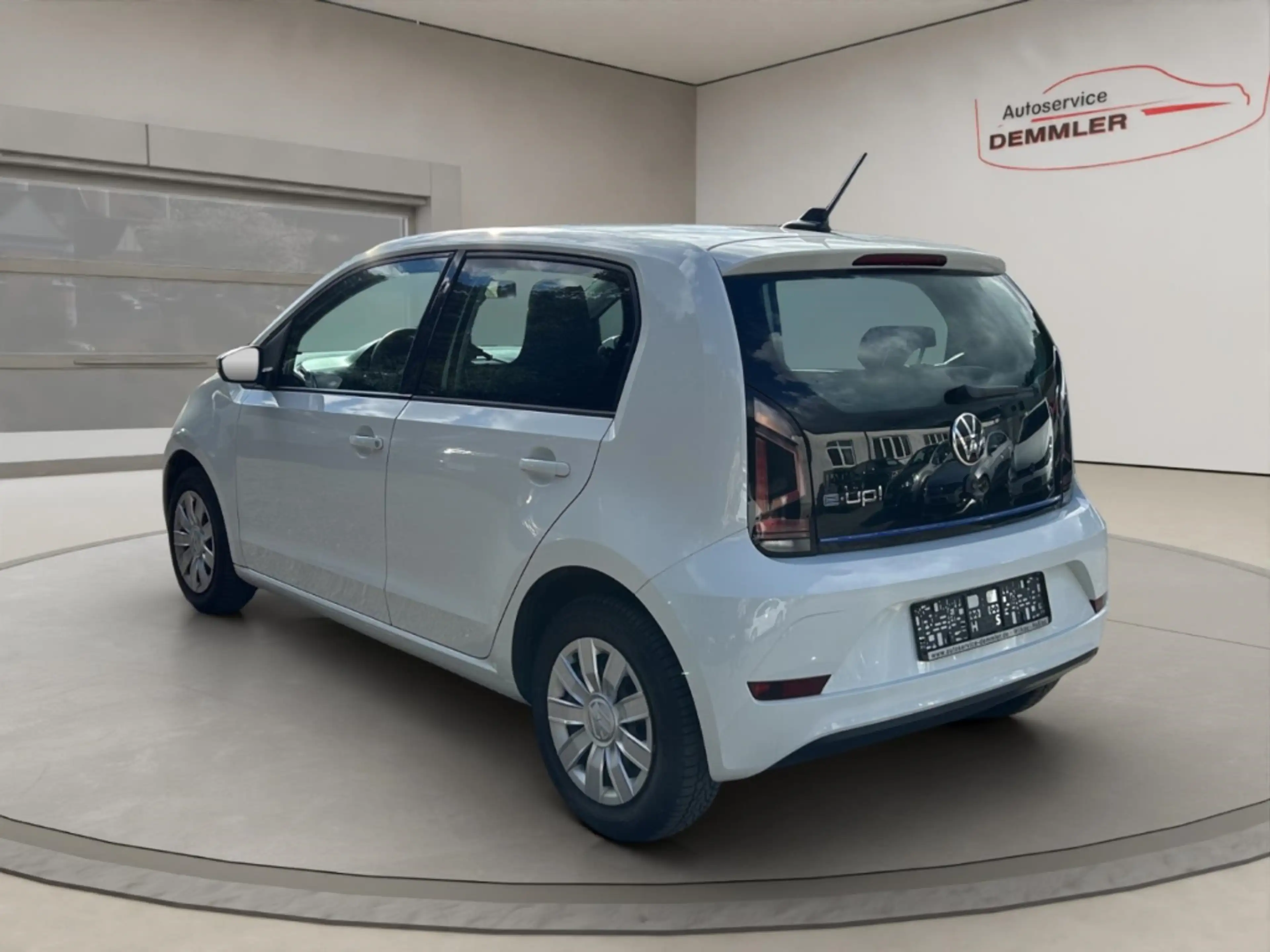 Volkswagen e-up! Klimaautomatik, Bluetooth, DAB+ — photo 7