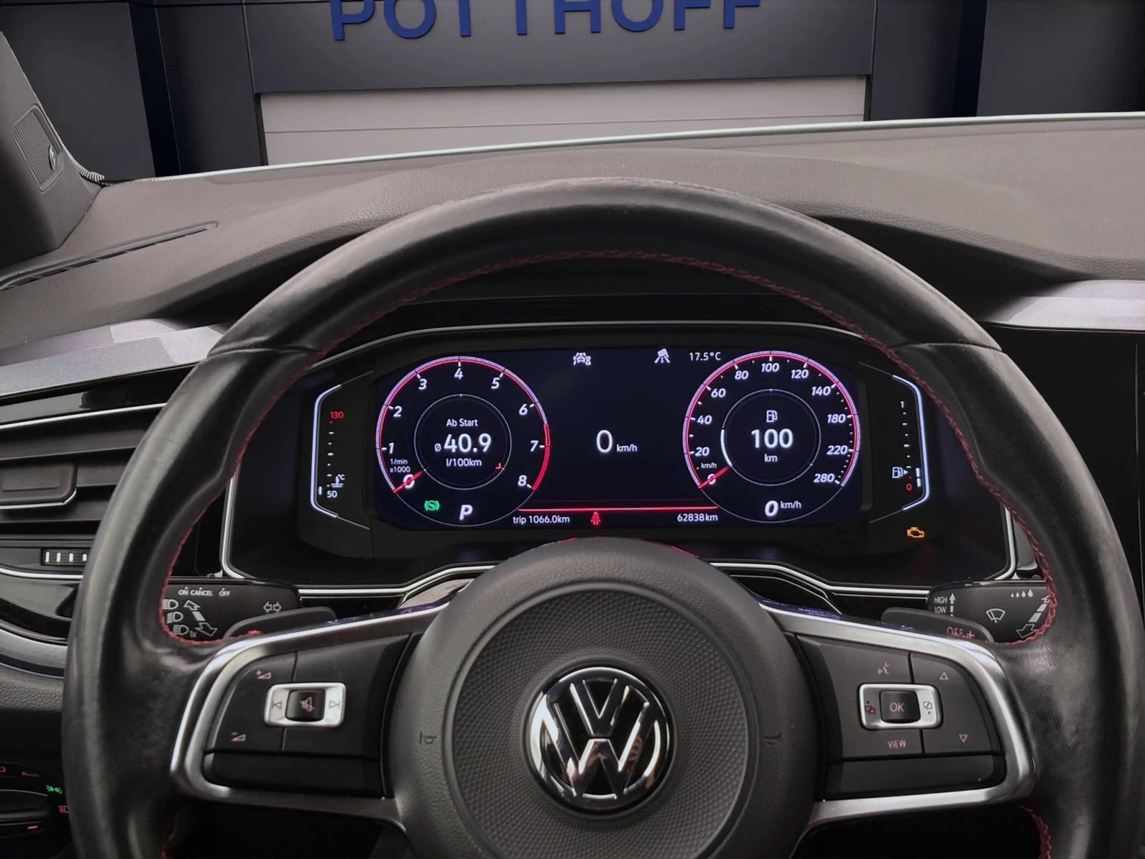 Volkswagen Polo GTI SITZHZG KLIMA PDC LM18 LED — photo 13