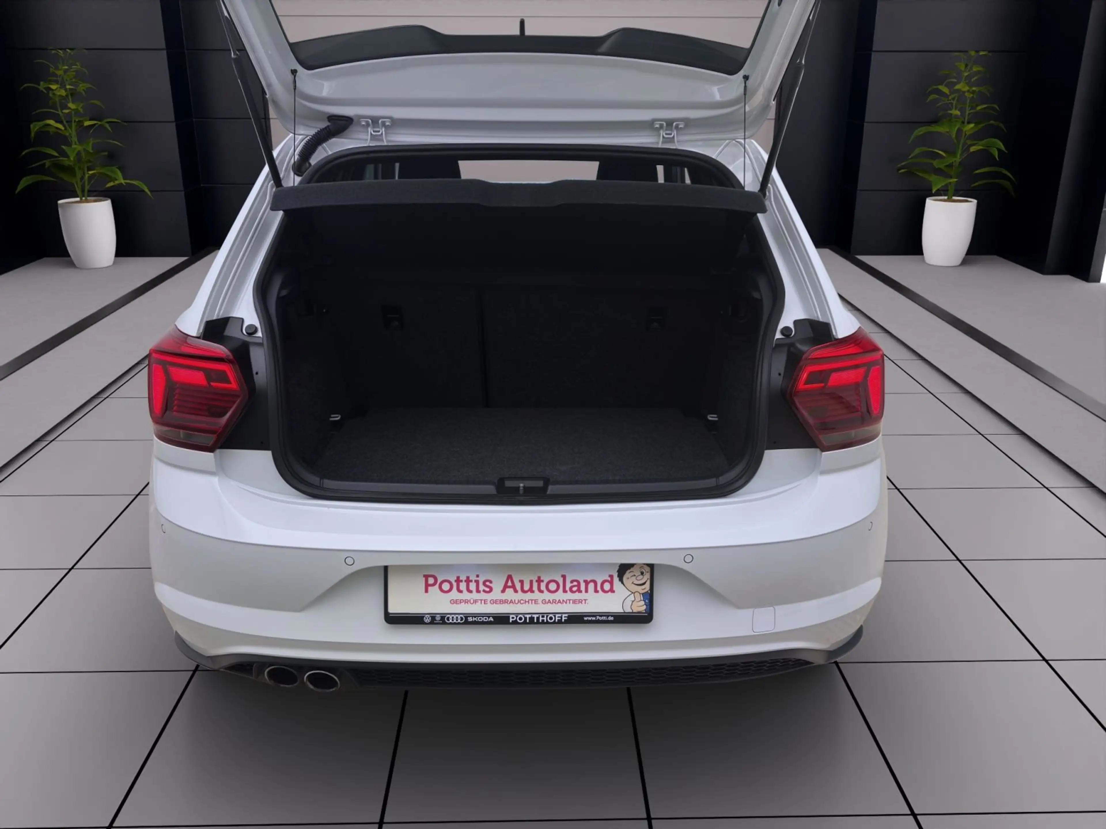 Volkswagen Polo GTI SITZHZG KLIMA PDC LM18 LED — photo 5