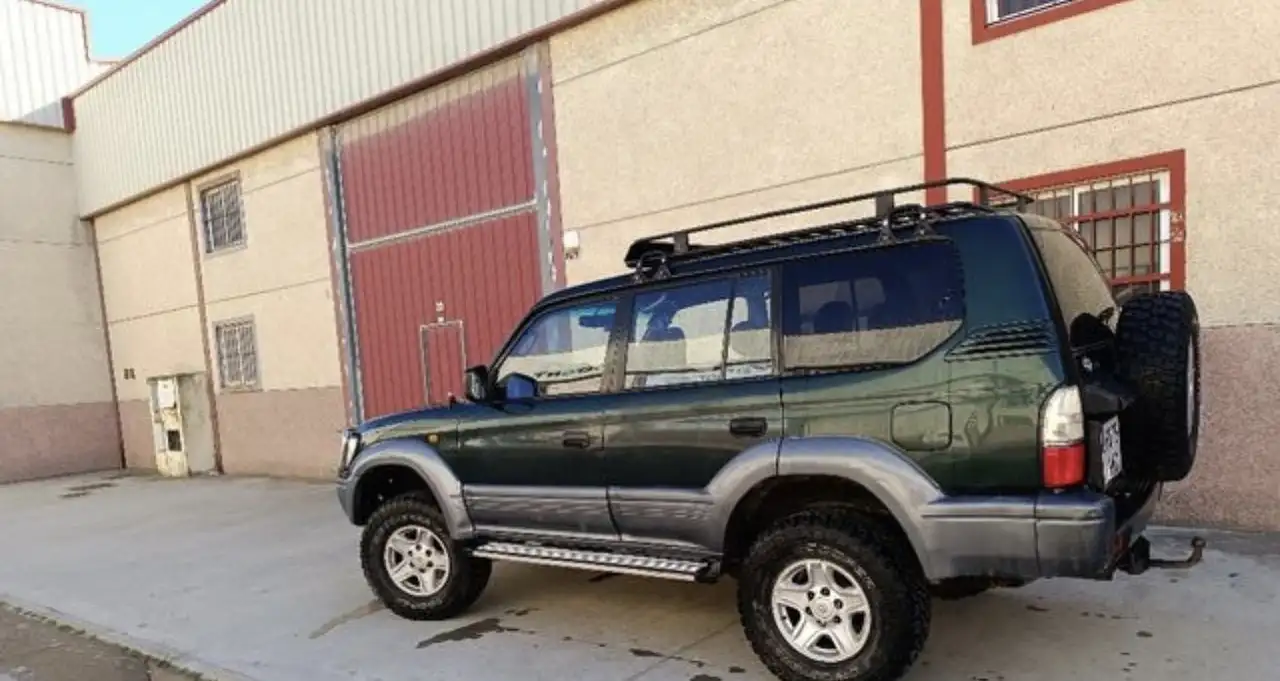 Toyota Land Cruiser XV, foto 5
