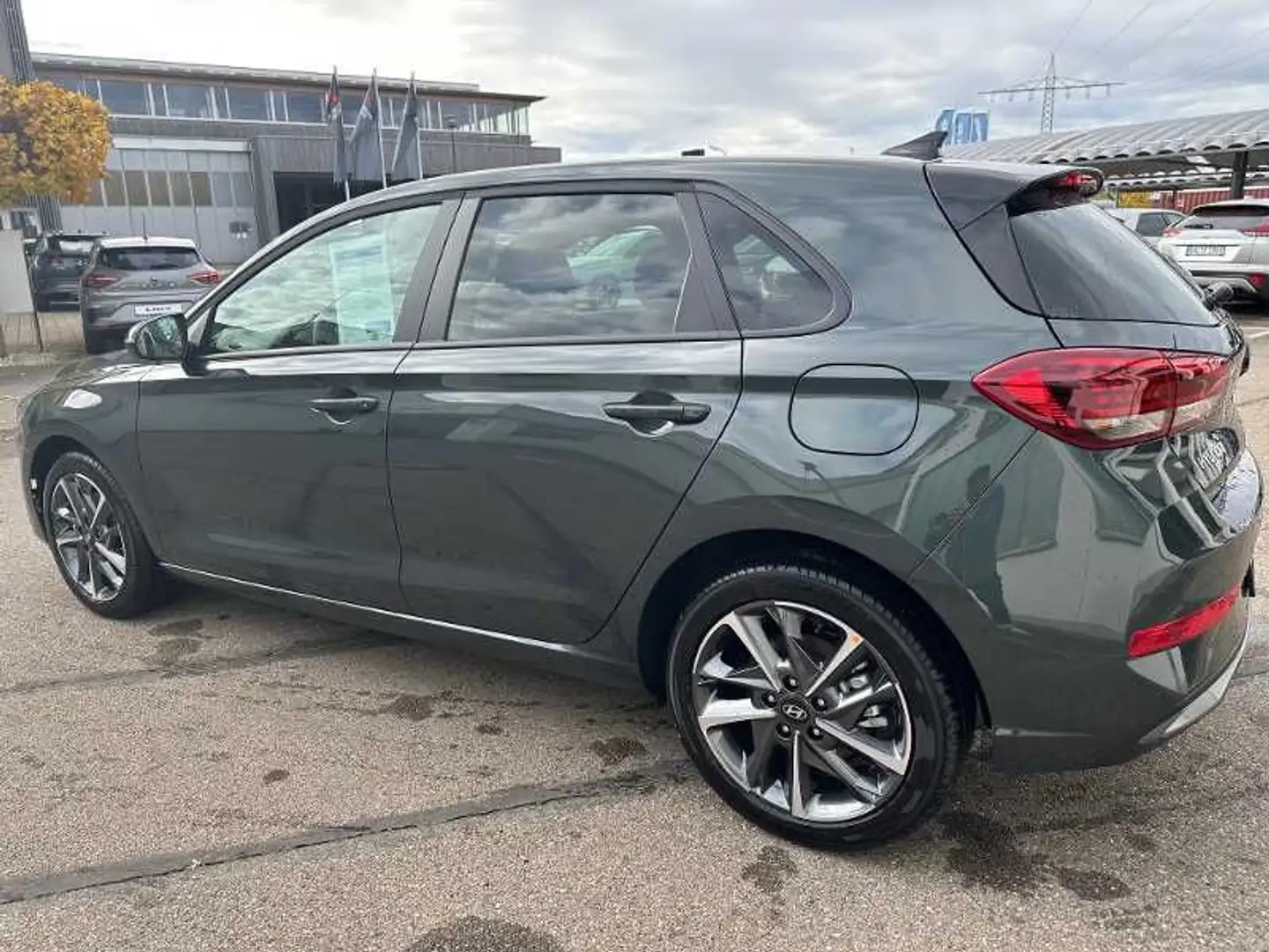 Hyundai i30 1.0 Advantage Grün - 2