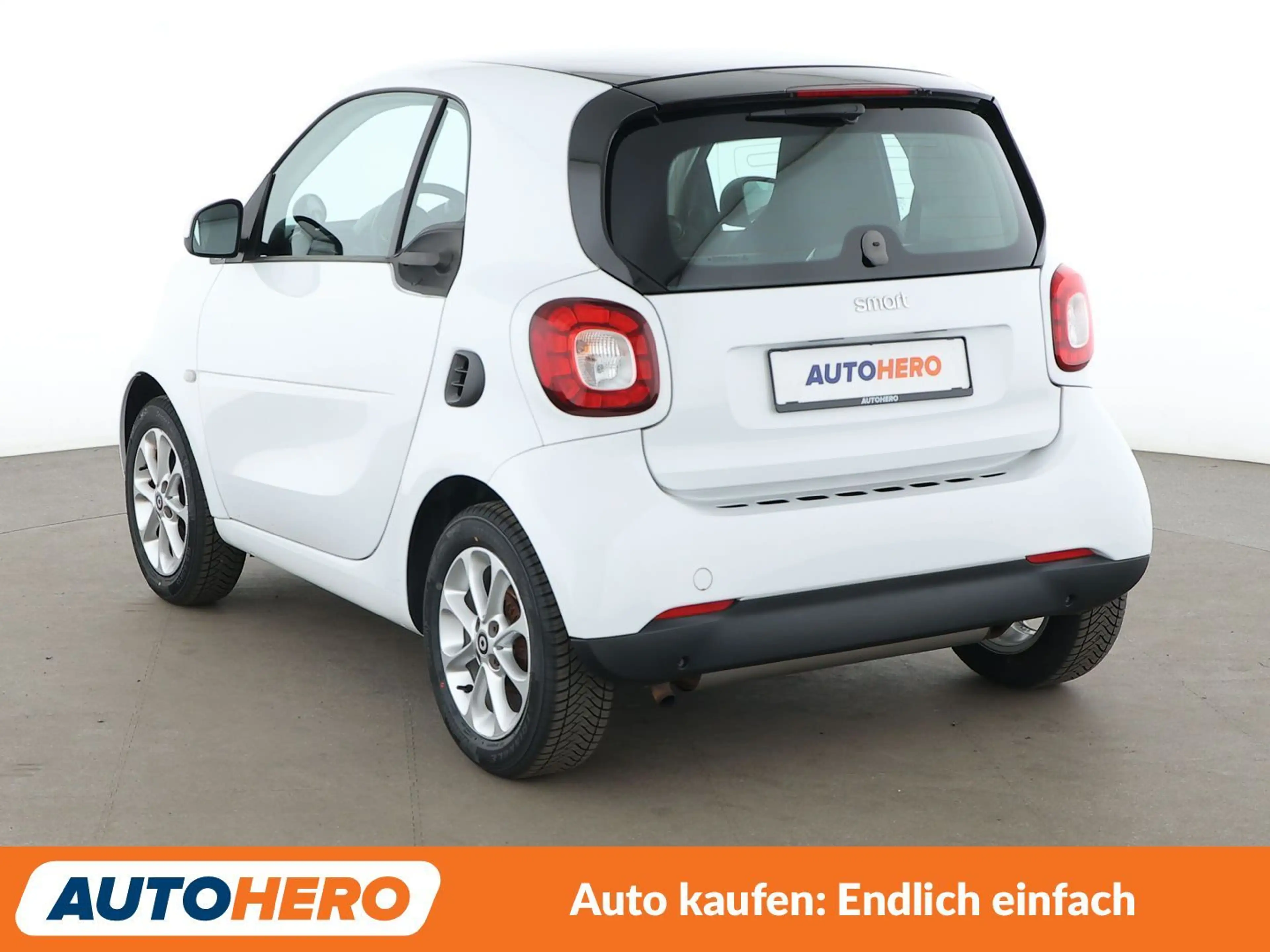 smart forTwo 1.0 passion Aut.*NAVI*TEMPO*SHZ*KLIMA* — photo 4