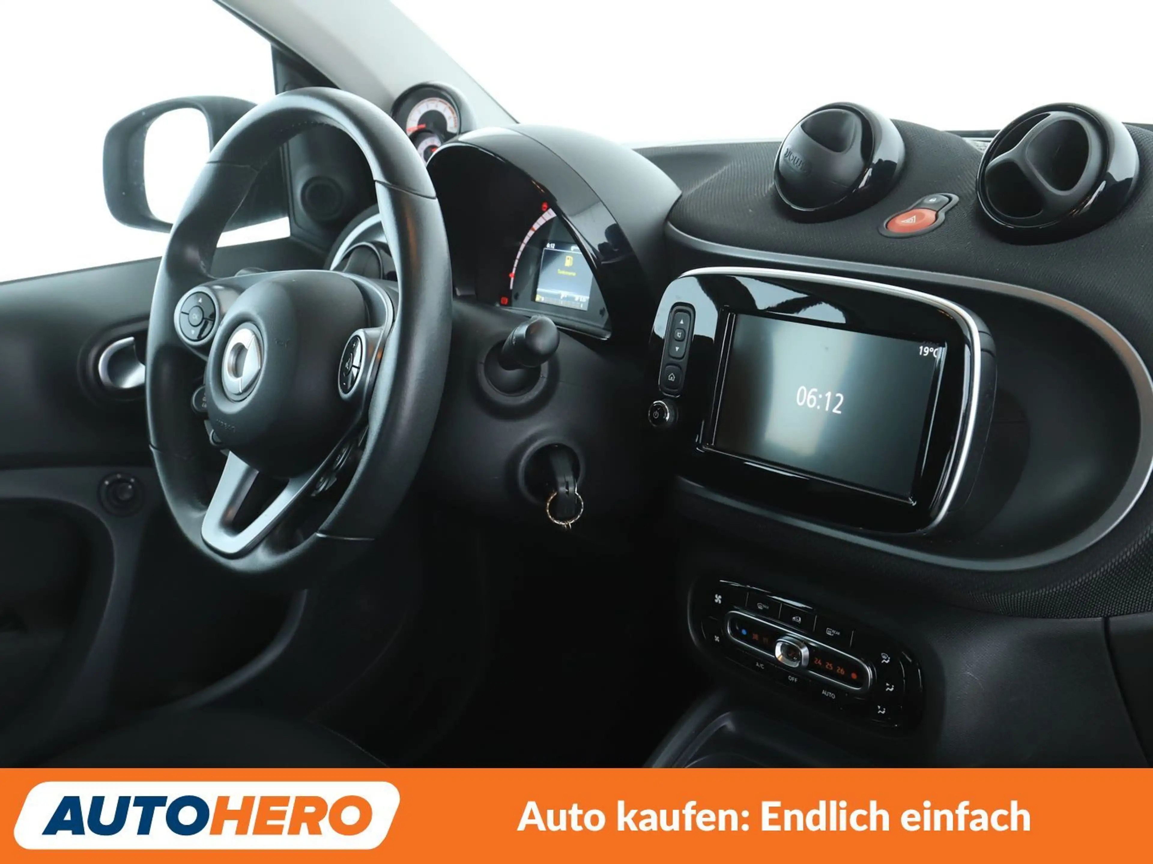 smart forTwo 1.0 passion Aut.*NAVI*TEMPO*SHZ*KLIMA* — photo 12
