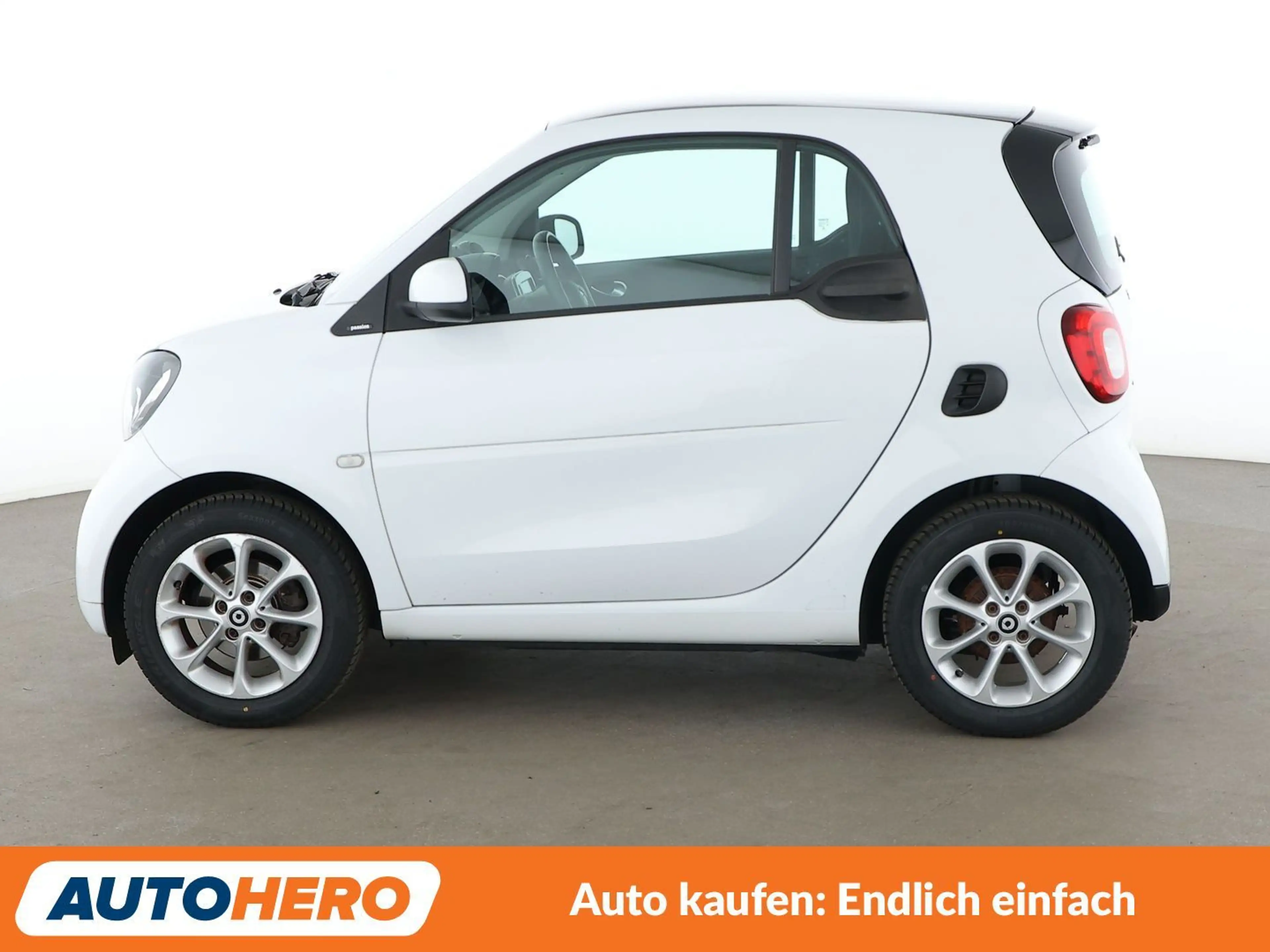 smart forTwo 1.0 passion Aut.*NAVI*TEMPO*SHZ*KLIMA* — photo 3