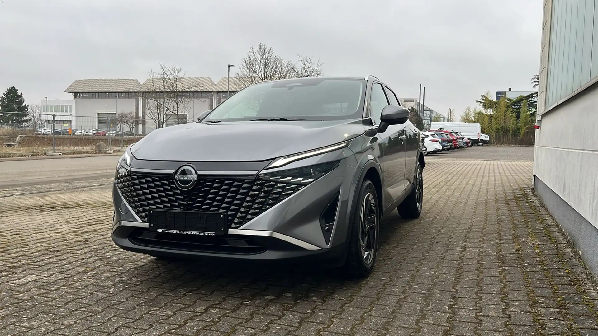 Nissan Qashqai N-Connecta Mild-Hybrid Grigio - 1