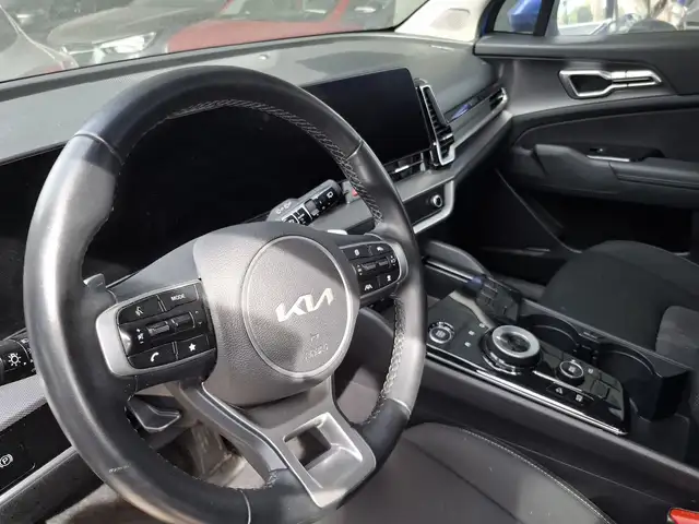 Kia Sportage view 4