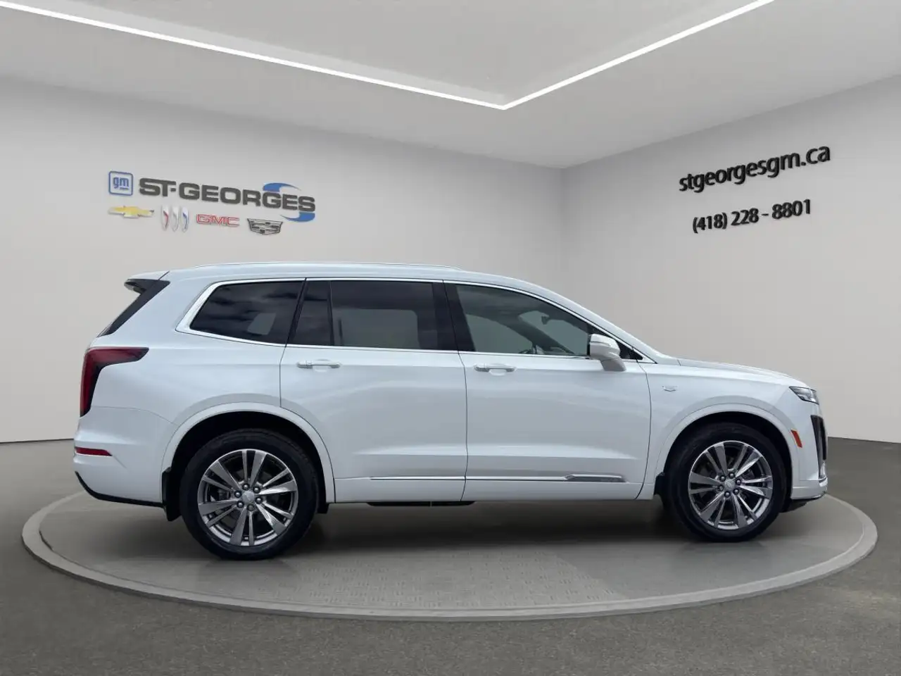 Cadillac XT6 снимка Cadillac XT6