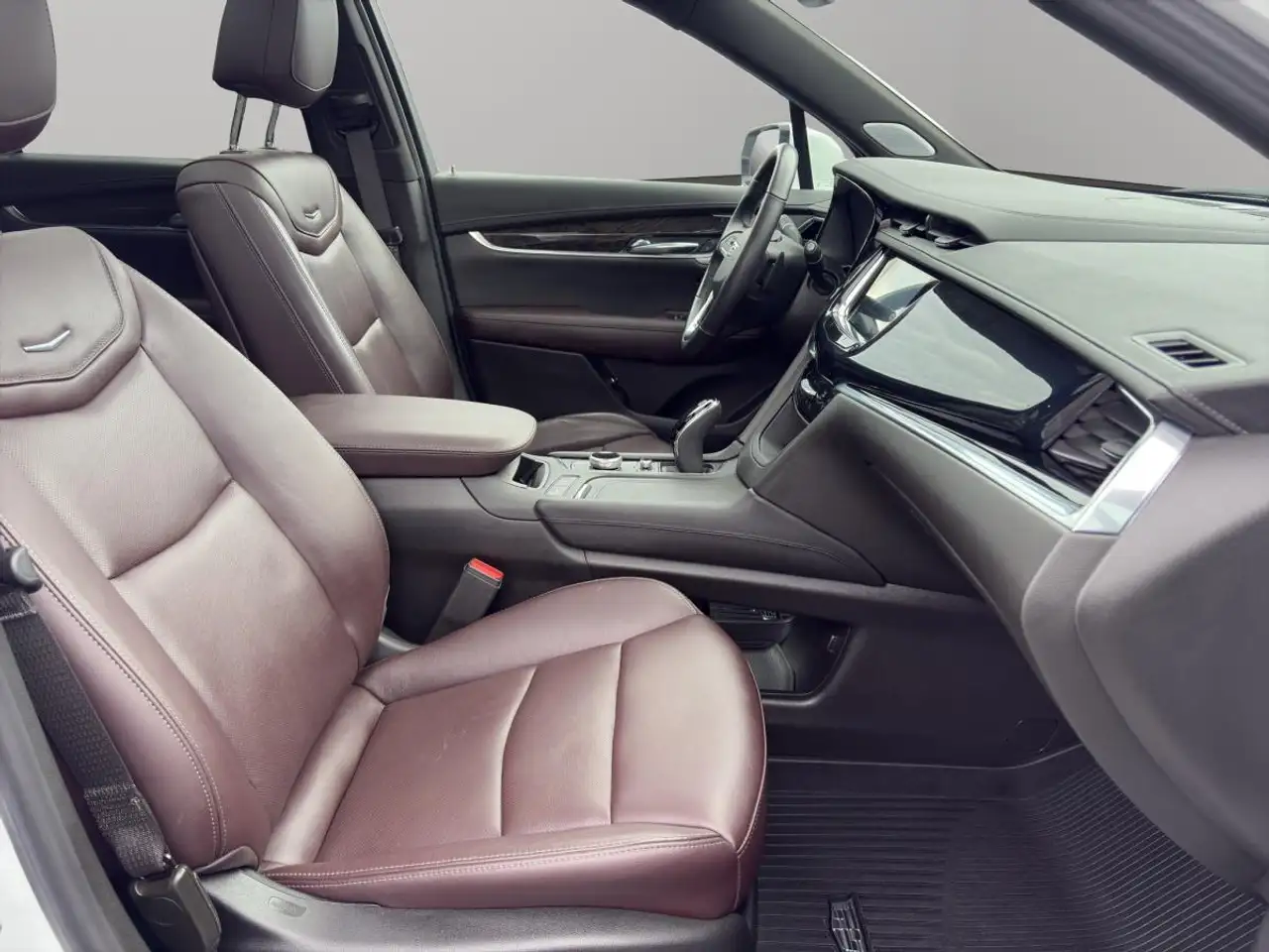 Cadillac XT6 снимка Cadillac XT6