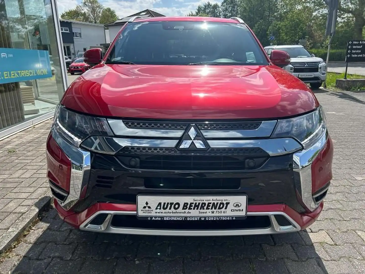 Mitsubishi Outlander Outlander Plug-in Hybrid TOP 2.4 AHK*MwSt Rojo - 2