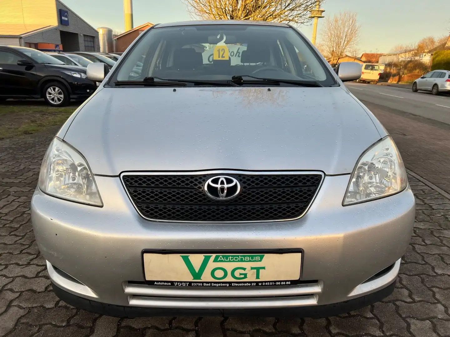 Toyota Corolla 1.4 KLIMA Argintiu - 2