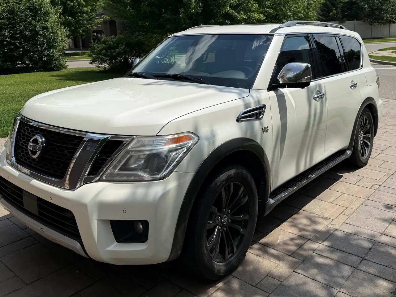 Nissan Armada photo Nissan Armada