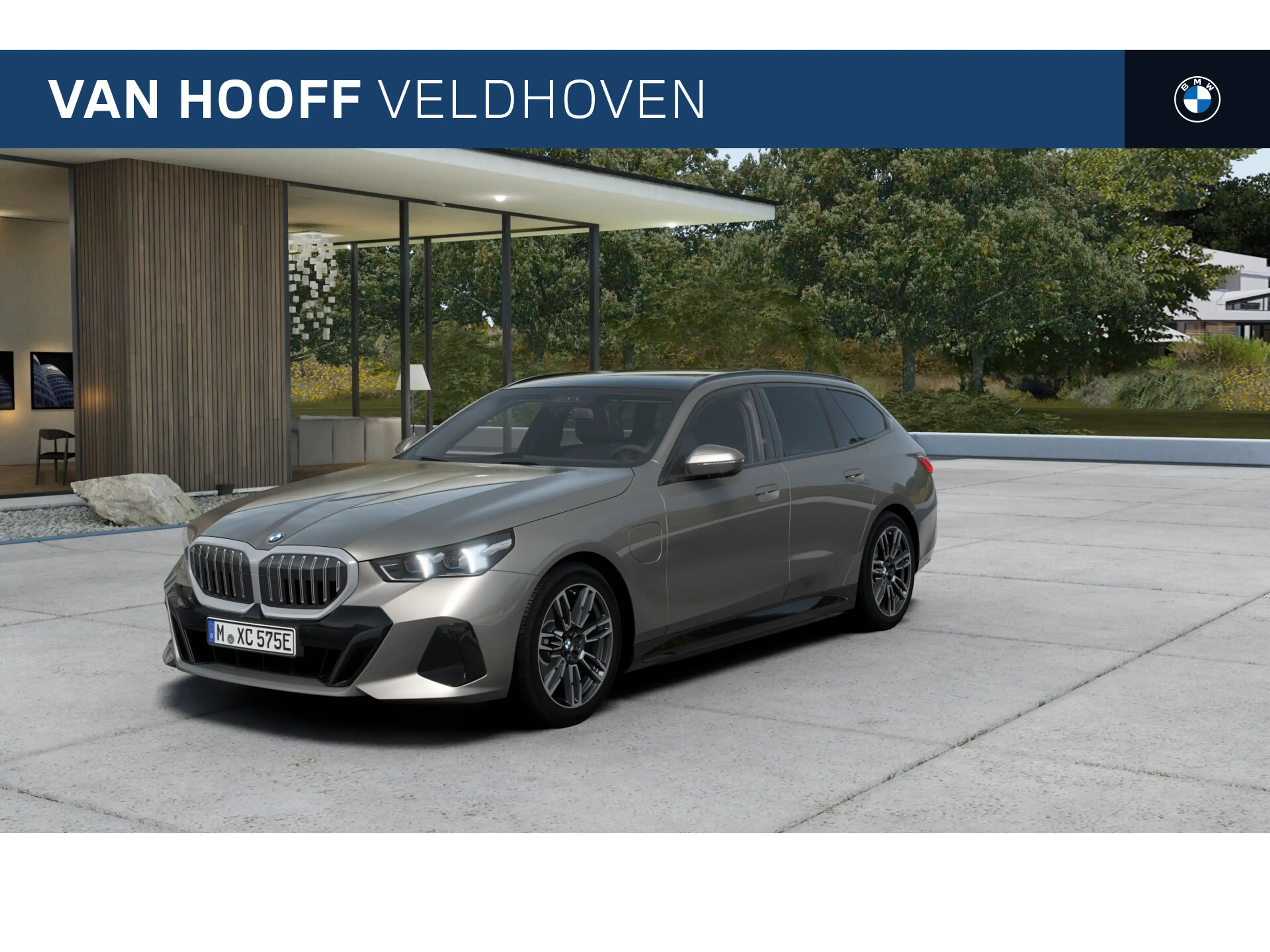 BMW 530 5 Serie Touring 530e M Sport Automaat / Panoramada