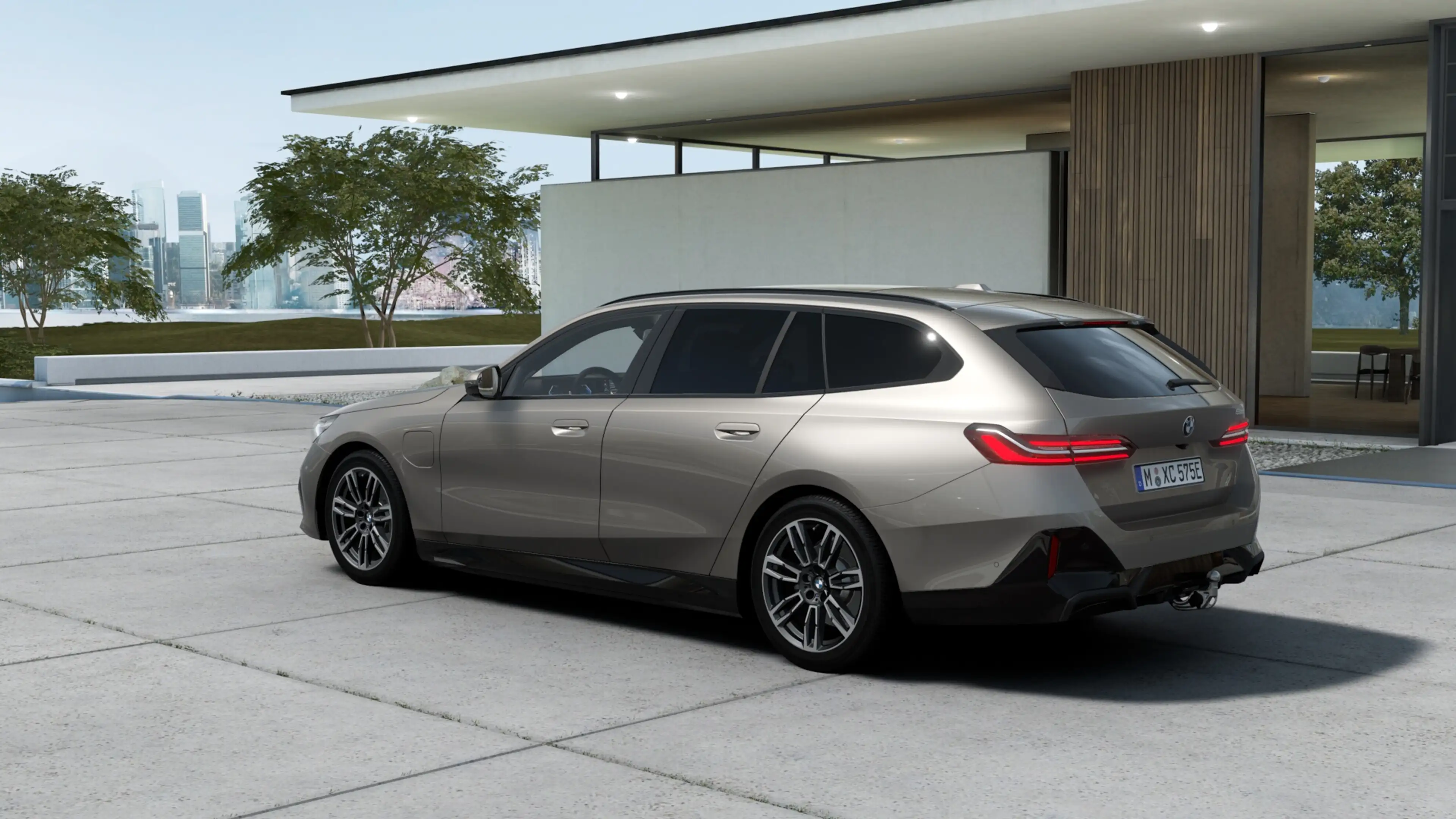 BMW 530 5 Serie Touring 530e M Sport Automaat / Panoramada — photo 2