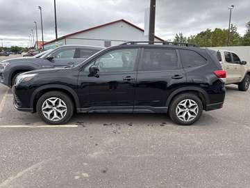 Touring AWD | Heated Steering Wheel