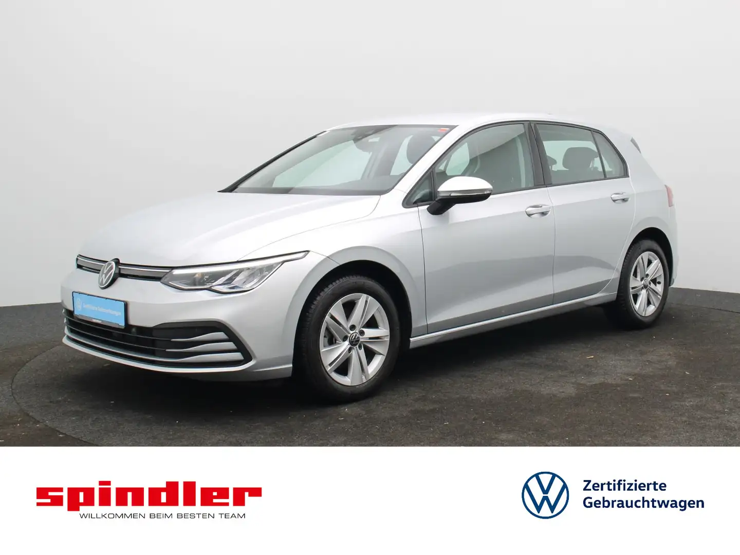 Volkswagen Golf VIII Life 1.5TSI / Navi, App, LED, ACC, SHZ Plateado - 1