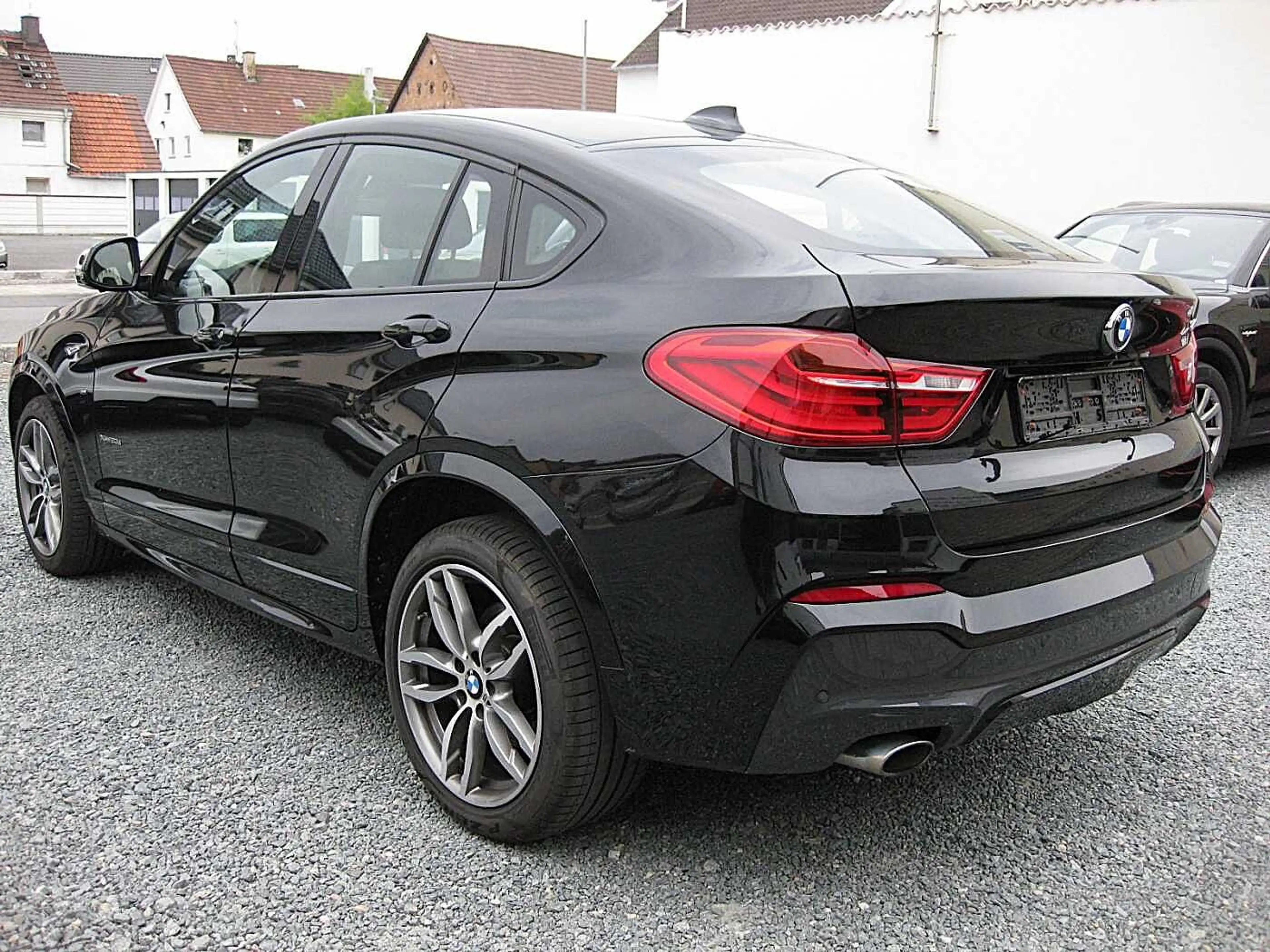 BMW X4 xDrive20d Aut. M Sportpaket gepflegt — photo 11