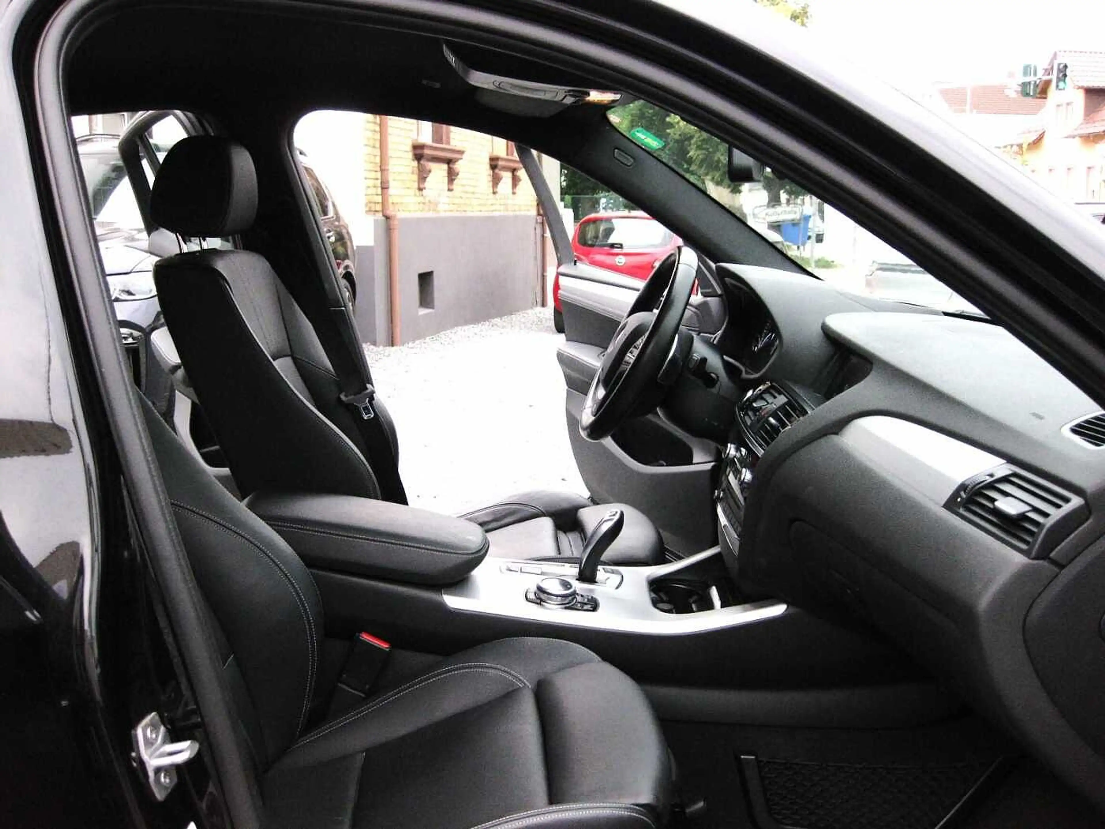 BMW X4 xDrive20d Aut. M Sportpaket gepflegt — photo 9