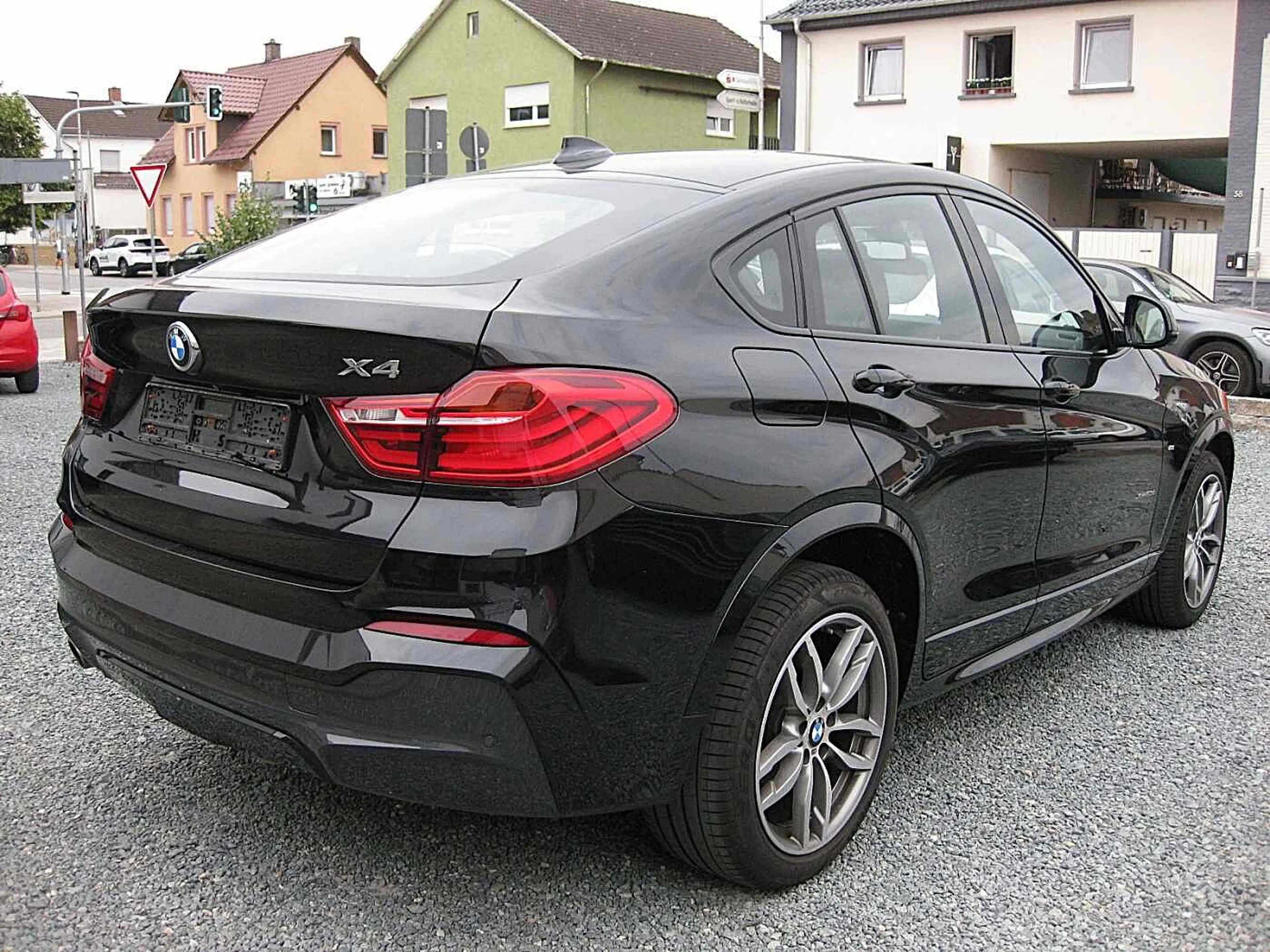 BMW X4 xDrive20d Aut. M Sportpaket gepflegt — photo 13