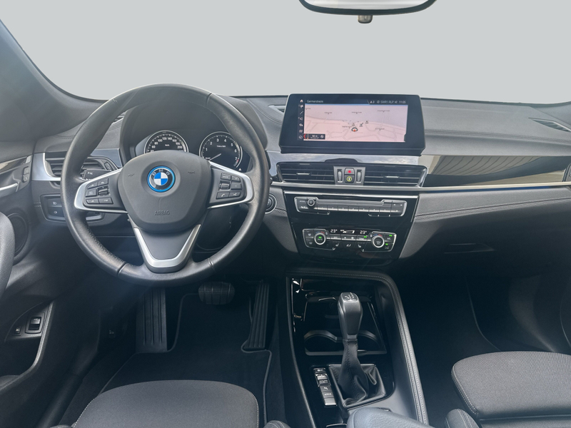 BMW X2 xDrive25e Advantage Plus LED* HiFi* Head-Up* — photo 14
