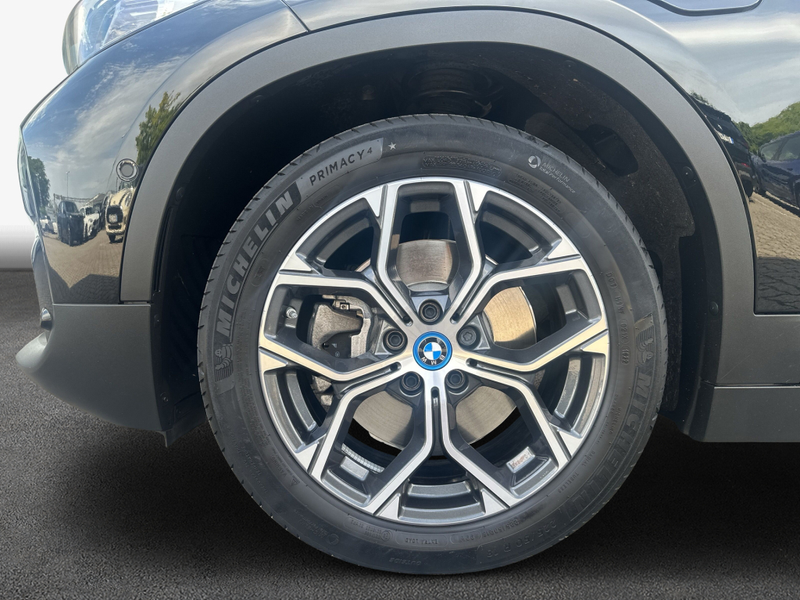 BMW X2 xDrive25e Advantage Plus LED* HiFi* Head-Up* — photo 8