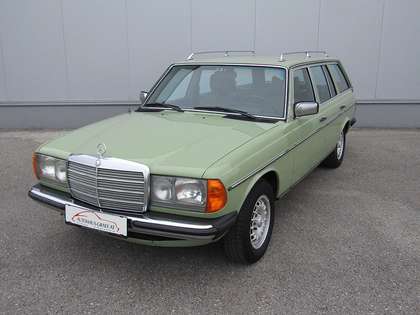 Mercedes-Benz 240 TD Kombi S123D24