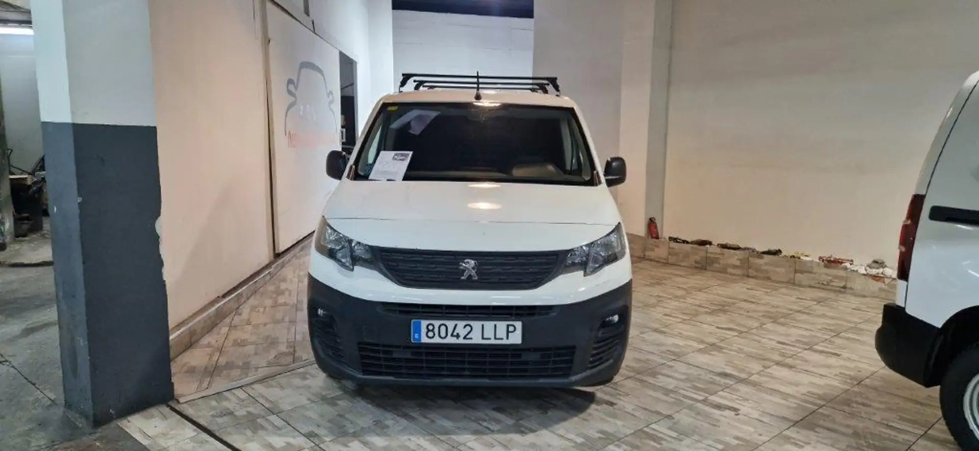 Peugeot Partner 1.5BlueHDI S&S Pro Standard 600kg 100 Weiß - 2