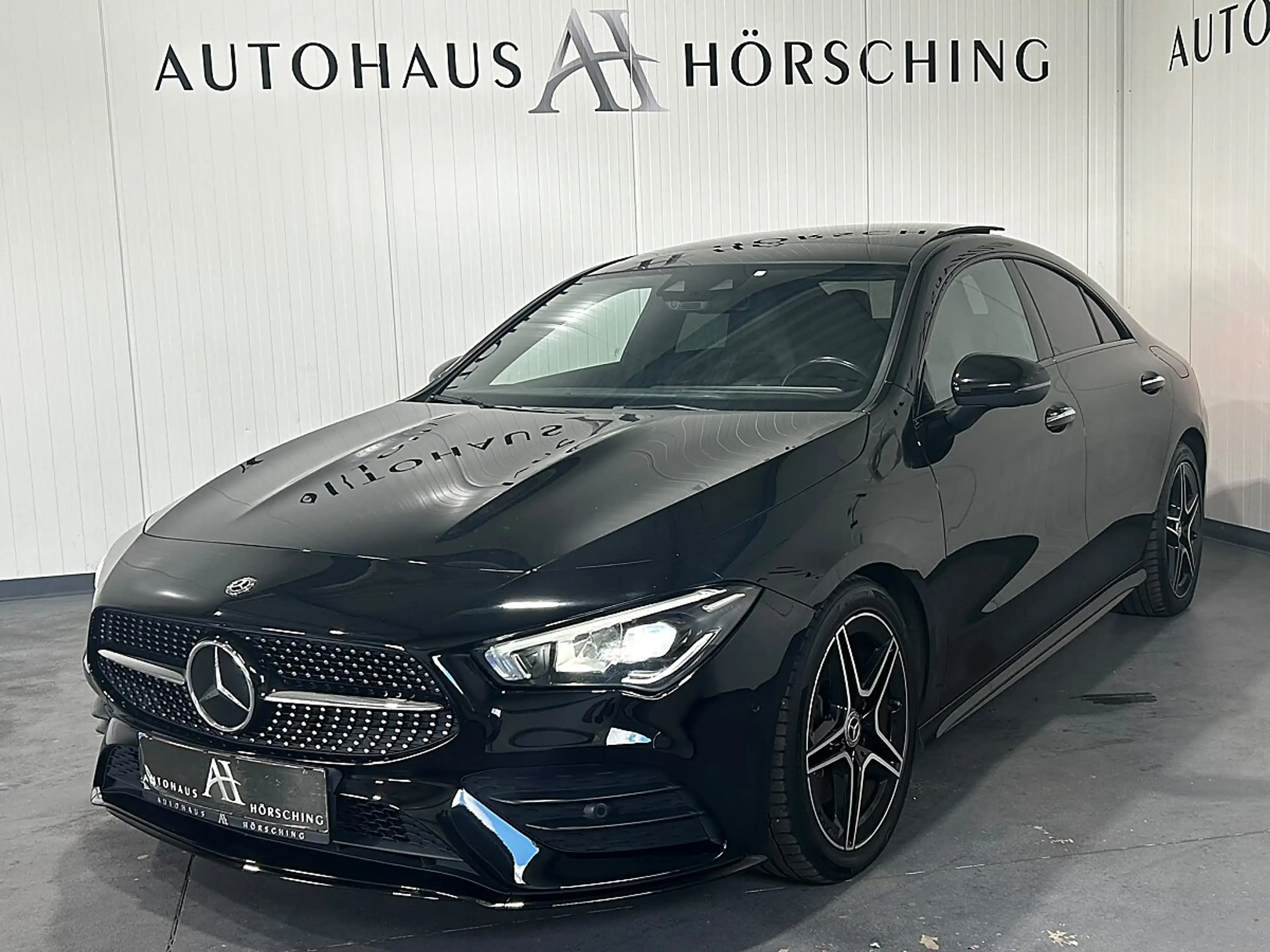 Mercedes-Benz CLA 200 d //AMG-PAKET//PANO//AMBIENTE//SITZHEIZUNG//AHK// — photo 3