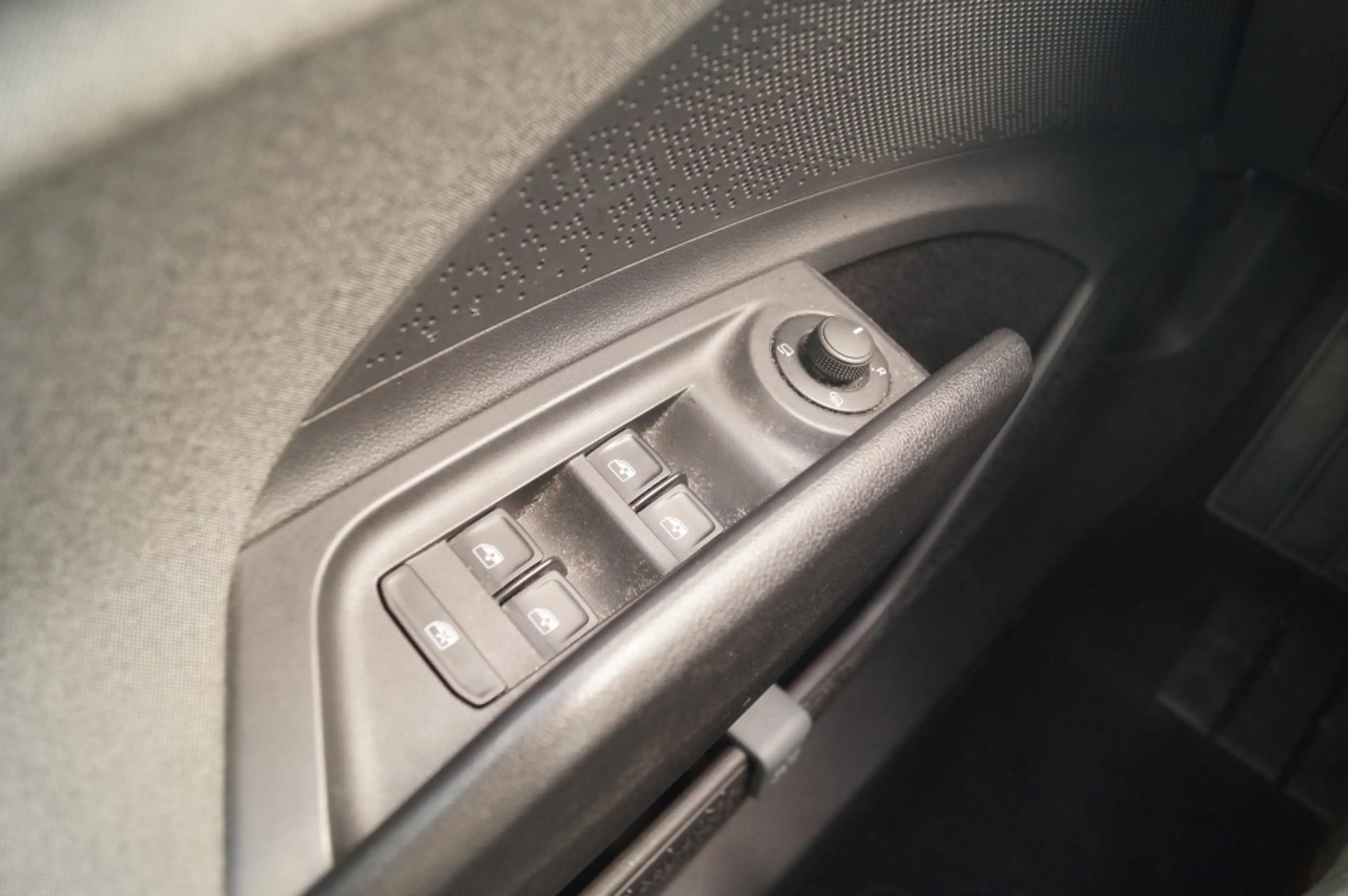 Skoda Enyaq Coupé iV 80 Business Edition -PANO-ECC-LMV-CAM — photo 14