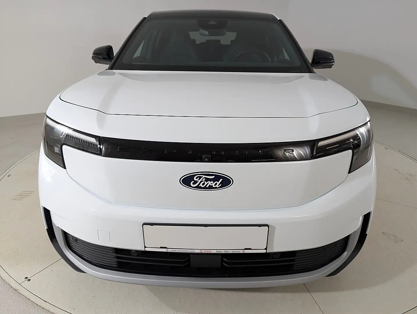 Ford Explorer Elektro Dual Motor 79kWh Premium AWD Weiß - 2
