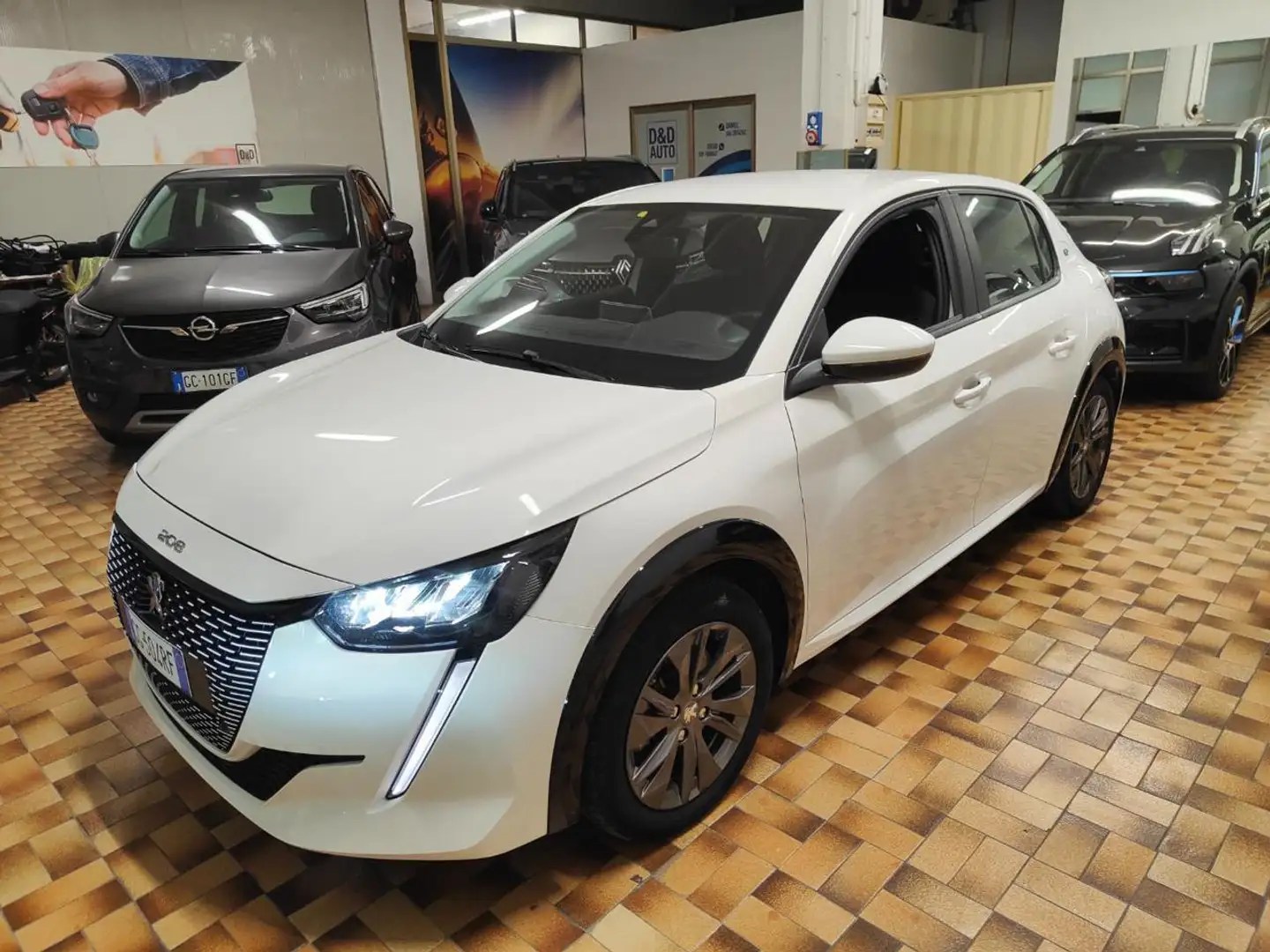 Peugeot 208 ELETTRICA ANDROID CARPLAY SENSORI Bianco - 2